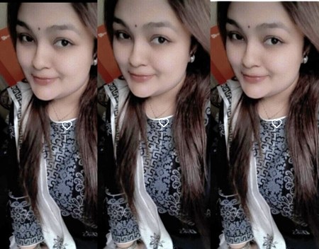 Tanker Horny Girlfriend Pressing Boobs Spread Her Pink Pussy Total 12 Clip’s