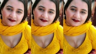 Bangladeshi Wife Nude Captured By Husband