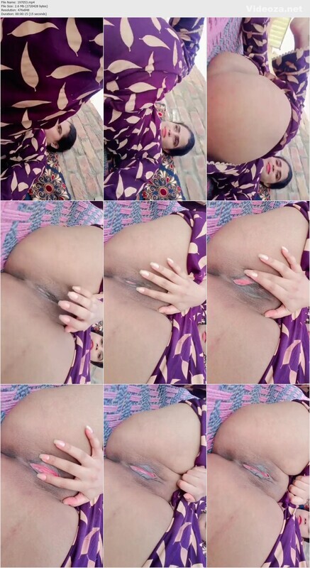 Bhabhi Showing Shaved Pussy