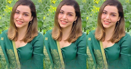 Famous Bollywood Item Song Dancer Getting Extremely Naughty Featuring in Threesome Scene & Topless Riding