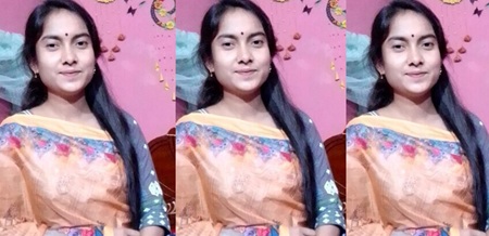 Hairy Pussy Beautiful Girl Showing For Boyfriend