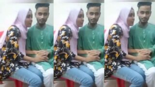 Hijabi Girl Nude Captured Giving Blowjob