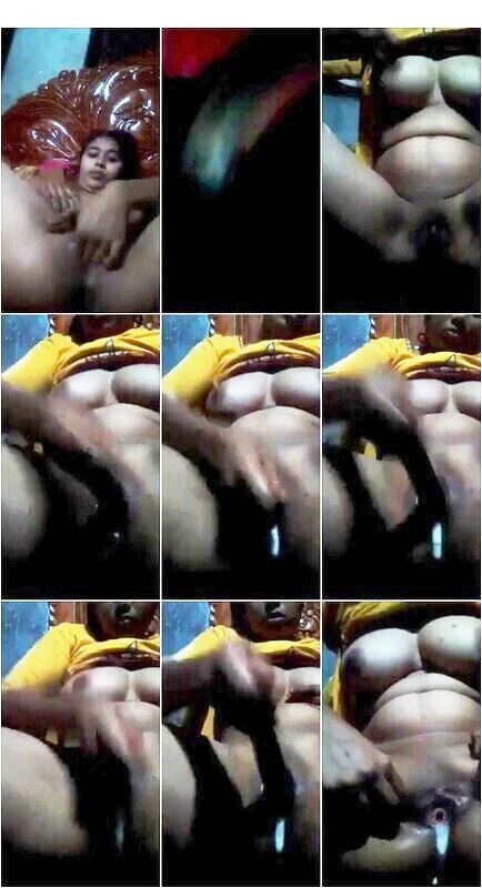 Horny Bhabhi Fingering Her Pussy Masturbating