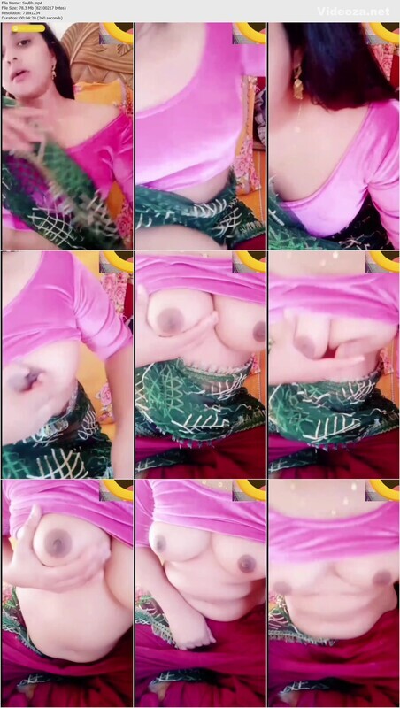 Horny Bhabhi Fingering