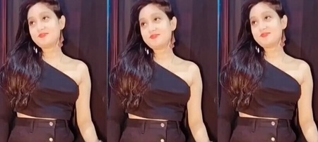 Pervy Indian Boy Secretly Recorded her Mom Sister When They Changing Wearing Clothes Nude Bathing