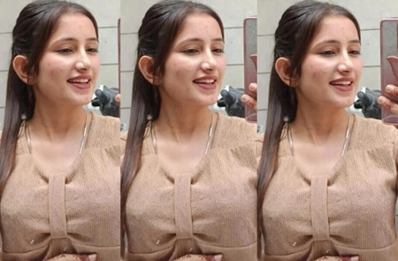 Punjabi Girl Showing For Boyfriend