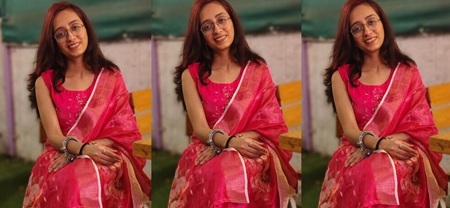 Sexy Girl Rubbing Her Pussy