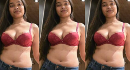 Beautiful Sexy Indian Girl Sucking Boyfriend Dick in Car Full NUDE Enjoying in Hotel Playing with Dick Saying