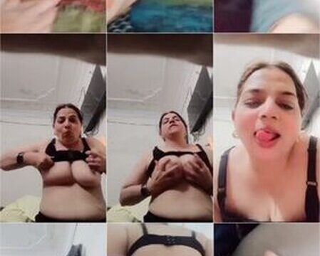 Desi Milf Showing Her Boobs Pussy Fingering