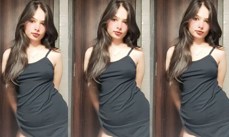 Extremely Beautiful Gorgeous High Class South Bombay Babe Teasing Boyfriend Showing her Ass Boobs Pussy Nude