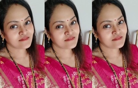 Extremely Hot Sluty Face Bhabhi Sit on Husband And Start Jerking his Dick After Party