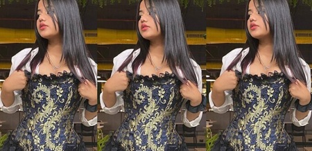 Super Horny South Delhi Babe Hard Threesome Fucking with Best Friends Sucking 2 Dick Pussy Fingering