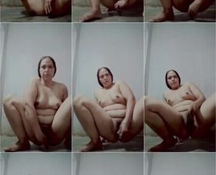 Unsatisfied Milf Playing With Cucumber