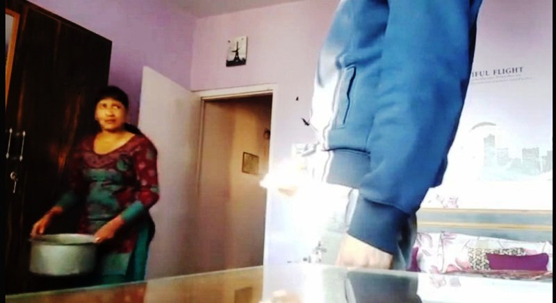 Bachelor College Boy Masturbating in Front of her Maid And She Giving Smile