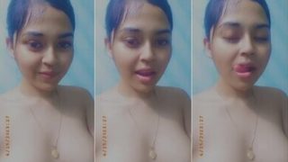 Beautiful Girl Showing