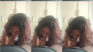 Glasses Horny Girl Sucking Boyfriend Dick