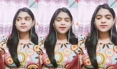 Shaggy Boobs Girl Showing Boyfriend