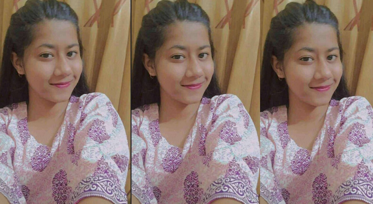 Cute Horny Girl Fully Nude Show Masturbating Hard With Moaning