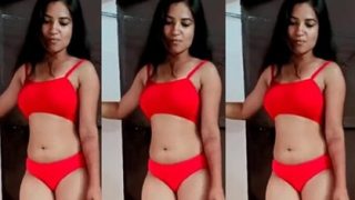 Cute Horny Girl Masturbating With Dildo