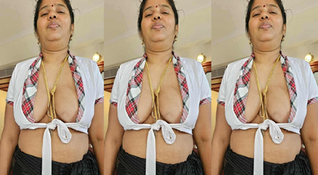 Famous Tamil Aunty Nude Captured In Hotel