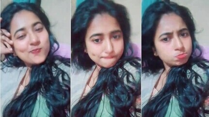 Horny Girl Masturbating With Pen