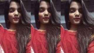 Horny Girl Showing Fingering