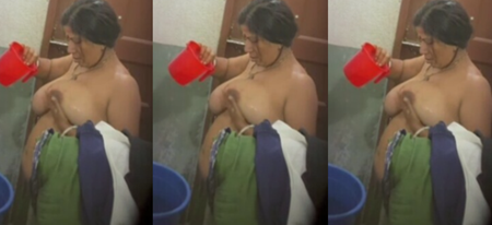 Mom Nude Secretly Captured Short Clip