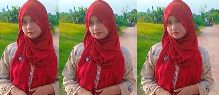 Shy Girl Showing Her Pussy Under Blanket On Video Call