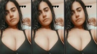 Tanker Beautiful Girl Showing