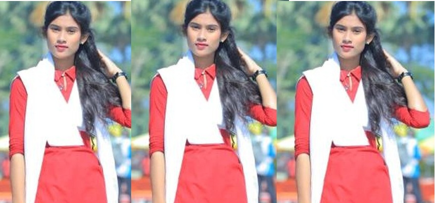 Young Horny Girl Pressing Her Boobs Fingering