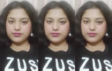 Big Boobs Bengali Girl Showing Pressing And Licking Boobs