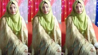 Bengali Aunty Pressing Her Boobs Fingering Masturbating