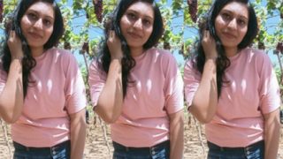 Mallu Girl Showing For Boyfriend