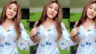 Beautiful Tiktoker And Facebook Vlogger Showing Pressing Her Boobs