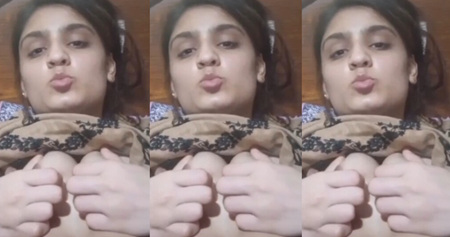 Tanker Girl Showing Fingering Her Pussy