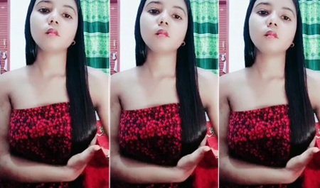 Bangladeshi young village Gf showing her gorgeous full nude body