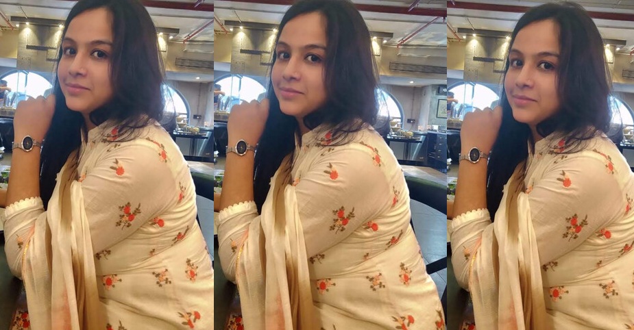 Beautiful Chubby Tanker Bhabi Bathing P!ssing Captured By Devar 6Clip