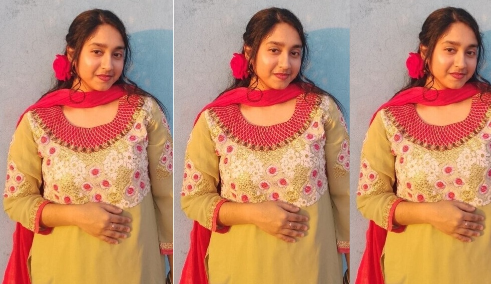 Cute Bengali Girl Showing Her Big Boobs