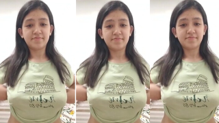 Desi Cute Babe Boobs Showing