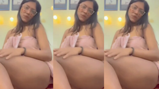 Desi Indian Sexy Call Girl Instagram Influencer Girl Full Nude Show Modeling, Pussy Lick, Blowjob, Dancing 185 Pics & 21 Videos Collection