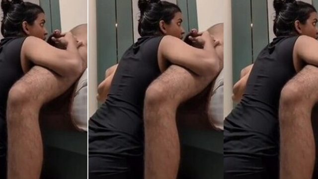 Desi Married Bhabhi Giving Blowjob n Riding Cock