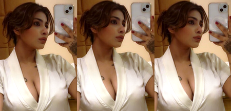 Desi Milf Showing Fully Nude Bathing Hard Fucking Moaning