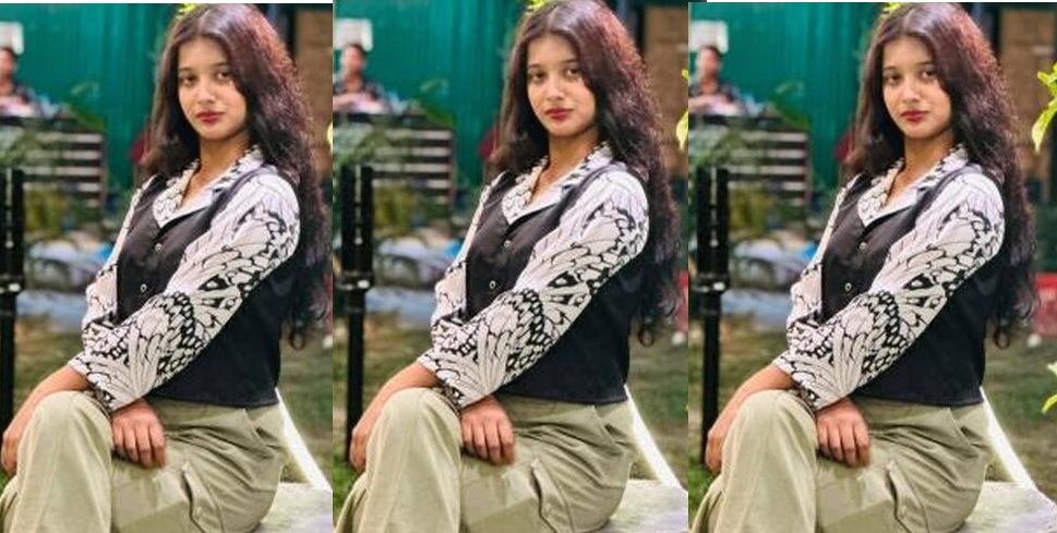 Very Beautiful Bengali Girlfriend Showing