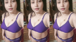 Beautiful Horny Bengali Milf Fingering