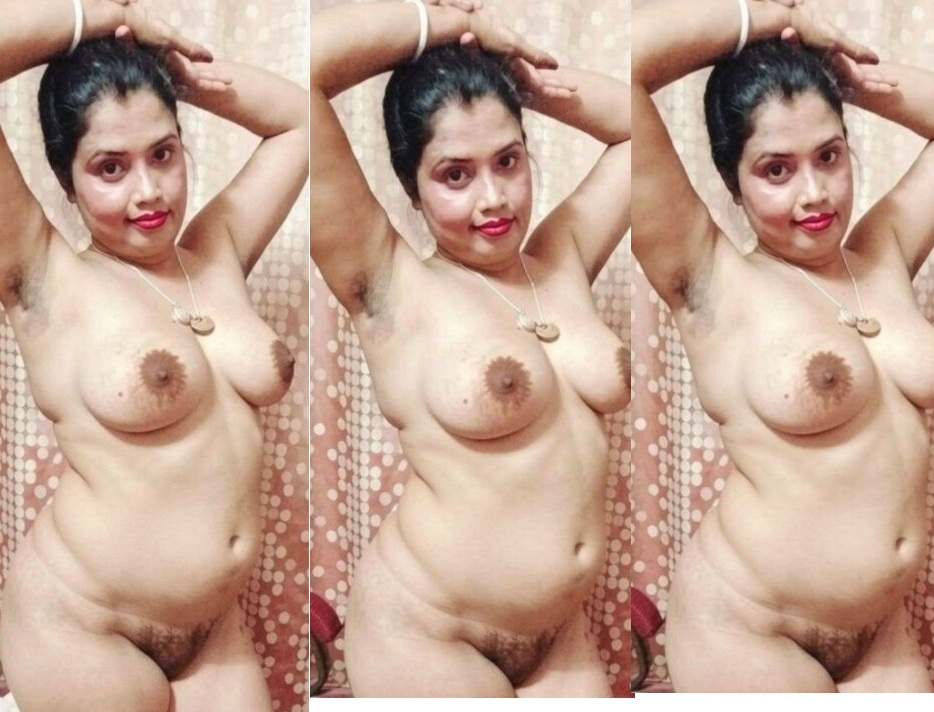 Beautiful Milf Changing Clothes Showing Her Pussy Nude Pic’s & Video’s