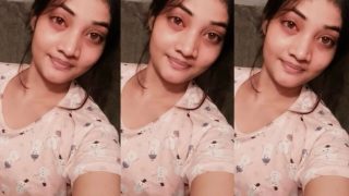 Cute Horny Bengali Girl Fully Nude Showing Fingering
