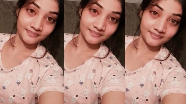 Cute Horny Bengali Girl Fully Nude Showing Fingering