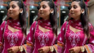 Horny Bengali Girl Pressing Her Boobs