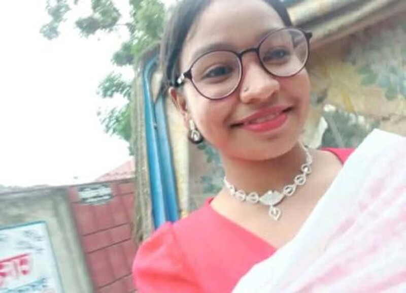 Horny Young Bengali Girl Pressing Licking Boobs Fingering P!ss!ng Showing Asshole All