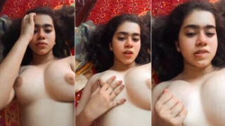 Sexy Girl Showing For Boyfriend